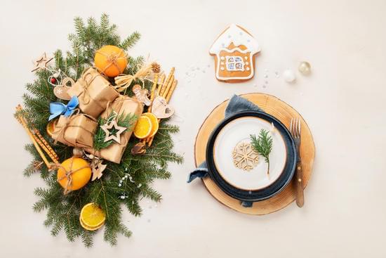 Christmas eco friendly table setting.