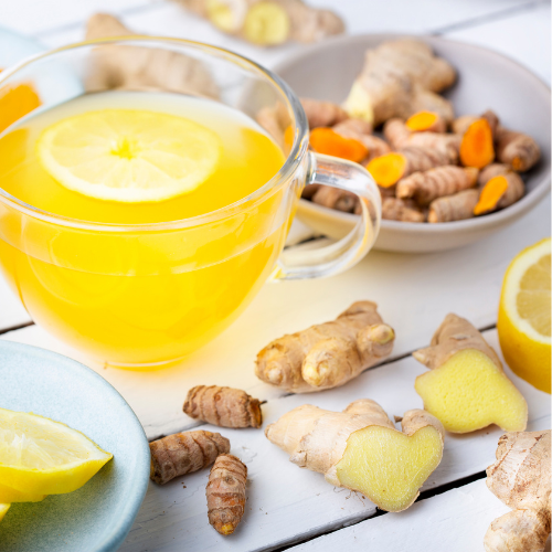 Curcuma longa and ginger, powder, rhizomes and tea. Complementary medicine